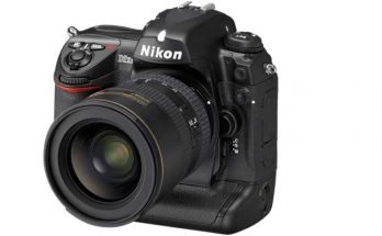 Nikon D2Xs DSLR Camera